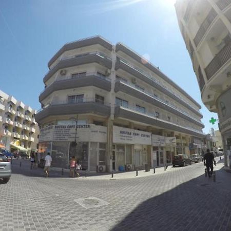 Les Palmiers Petrou Apartments Lárnaca Exterior foto